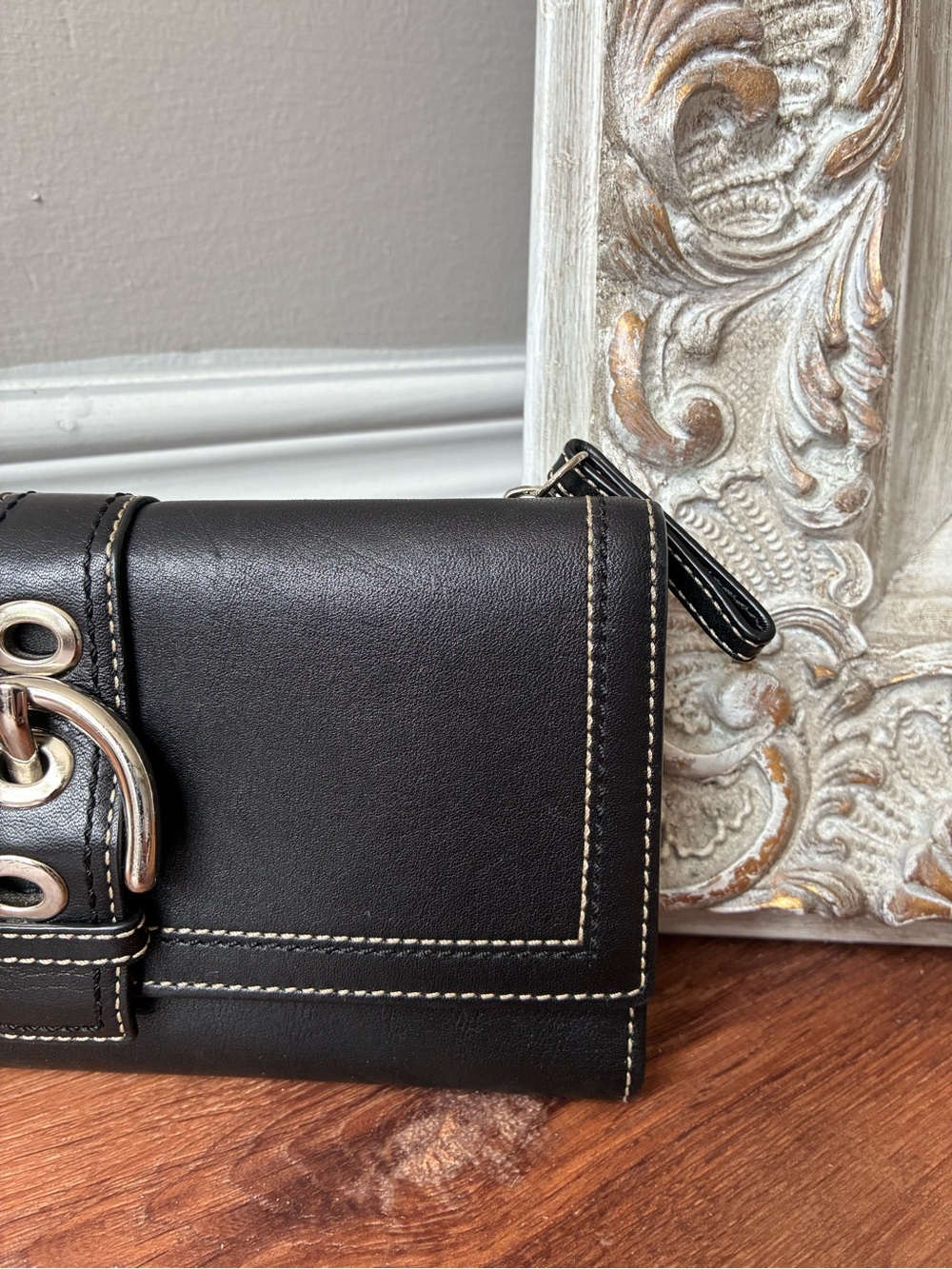 Coach Soho Vintage Buckle Flap Leather Wallet with Checkbook Holder Insert Y2K - Picture 3 of 16